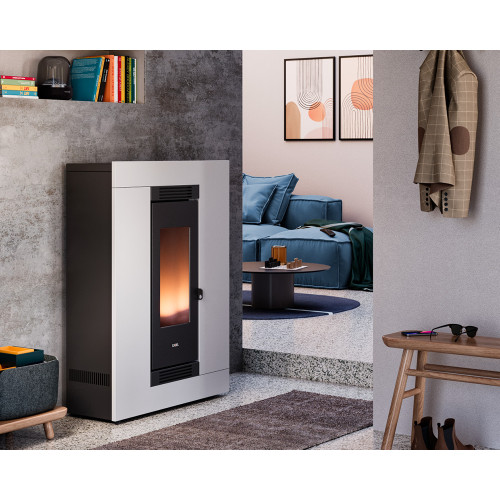 Granulu kamīnkrāsns LUCE PLUS 9 Granulu kamīnkrāsns LUCE PLUS 9